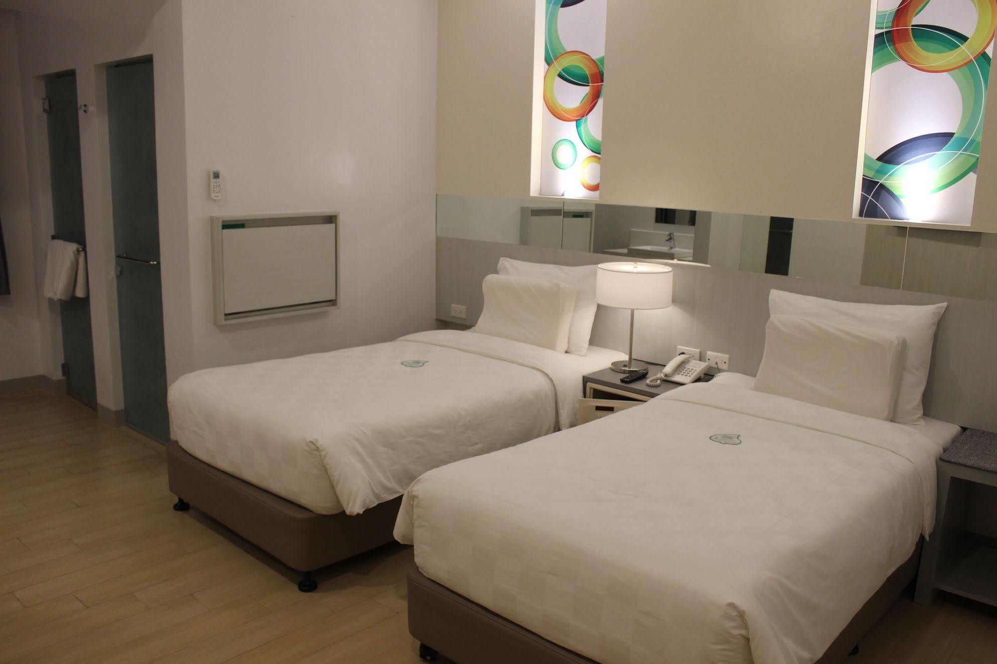 Go Hotels Butuan Butuan City Dış mekan fotoğraf